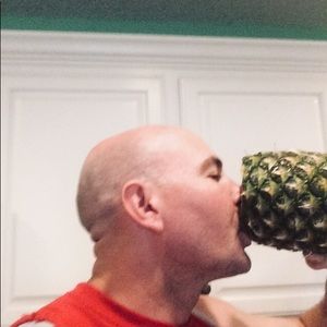 Meet your Posher, Larry